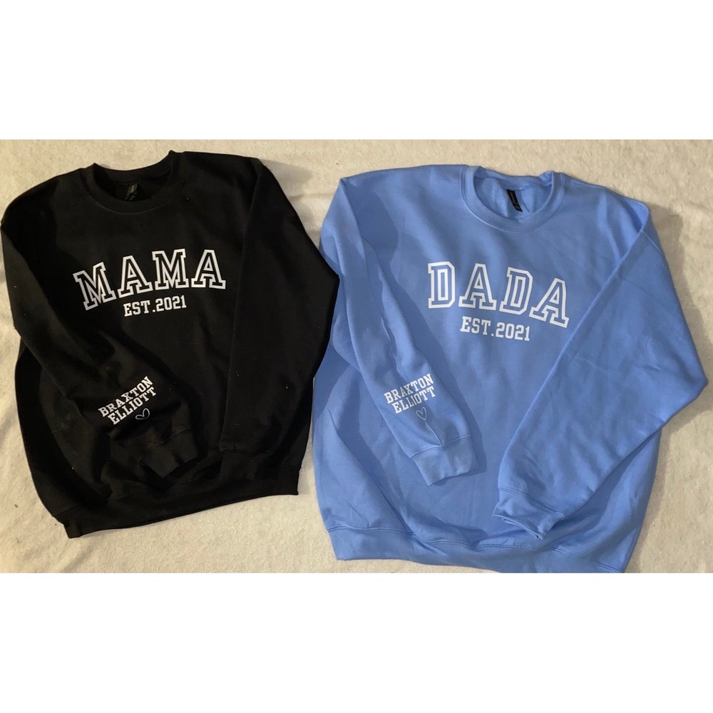 Custom Mama Dada Grandpa Auntie Uncle Est <Custom>  Sweatshirt Personalized Gift